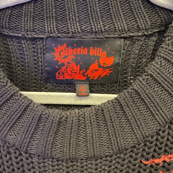 Siberia Hills Story of the Sun Sweater - Picture 2 of 3